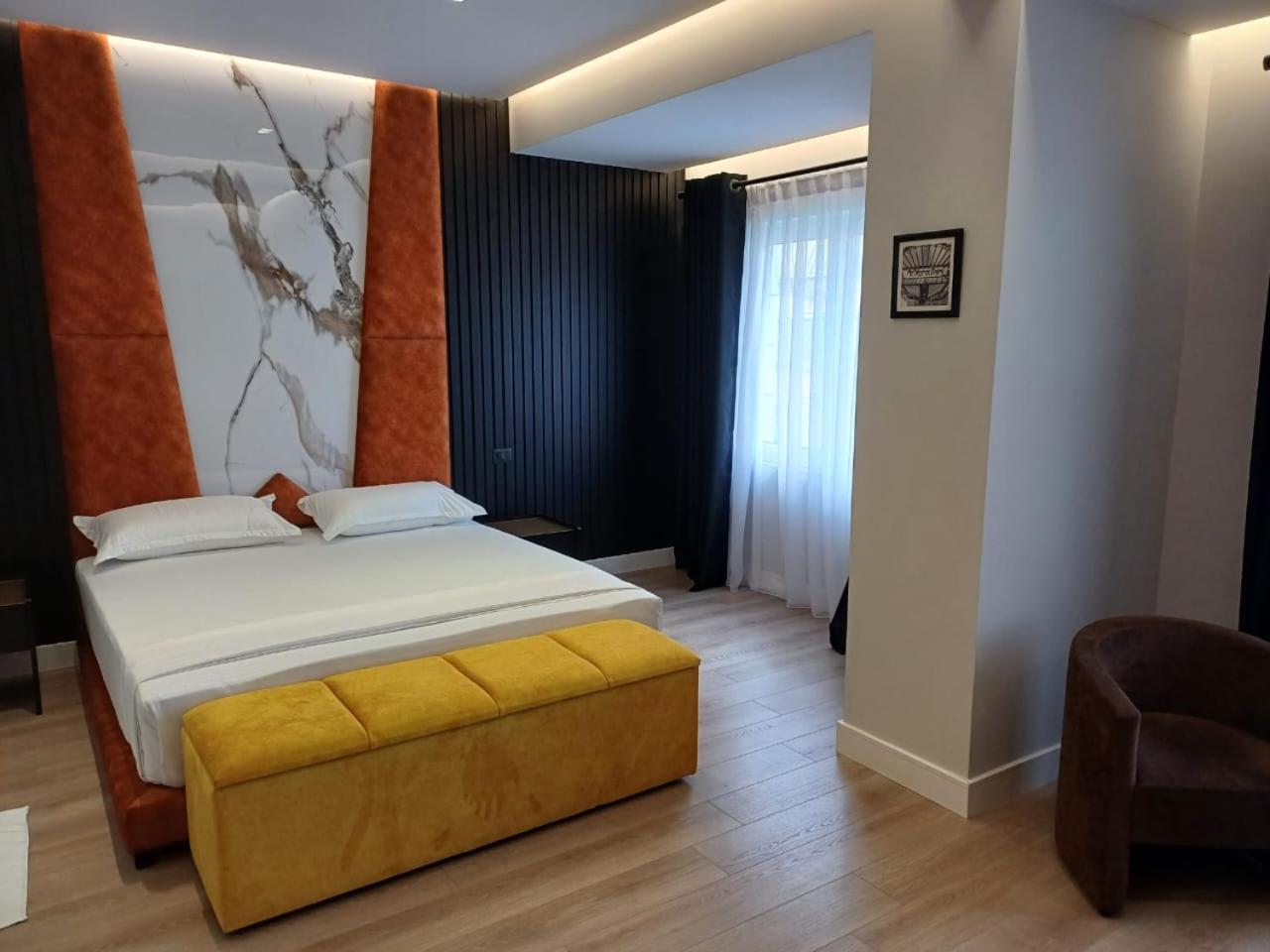 Oxygen Boutique Hotel Tiranë Luaran gambar
