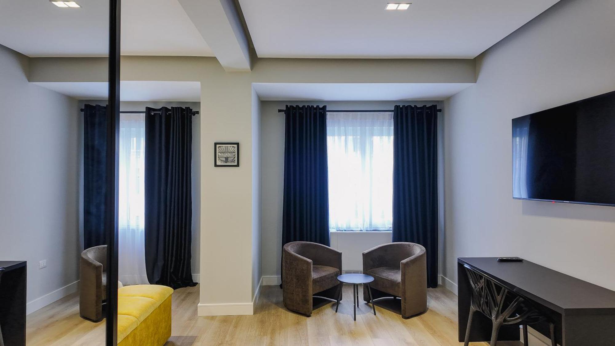 Oxygen Boutique Hotel Tiranë Luaran gambar